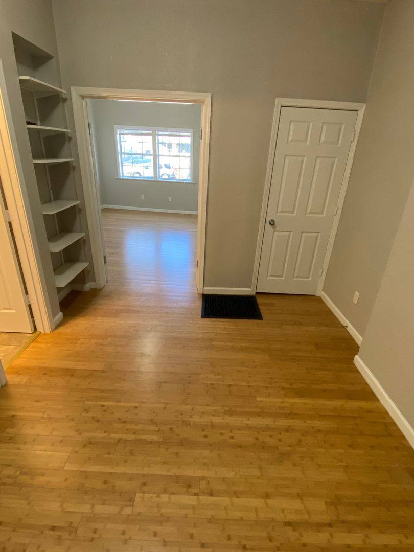 Apartment for rent at 1147 26th St, Des Moines, IA 50311