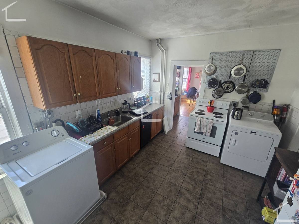 House for rent at 214 Kelton #1, Allston, MA 02134