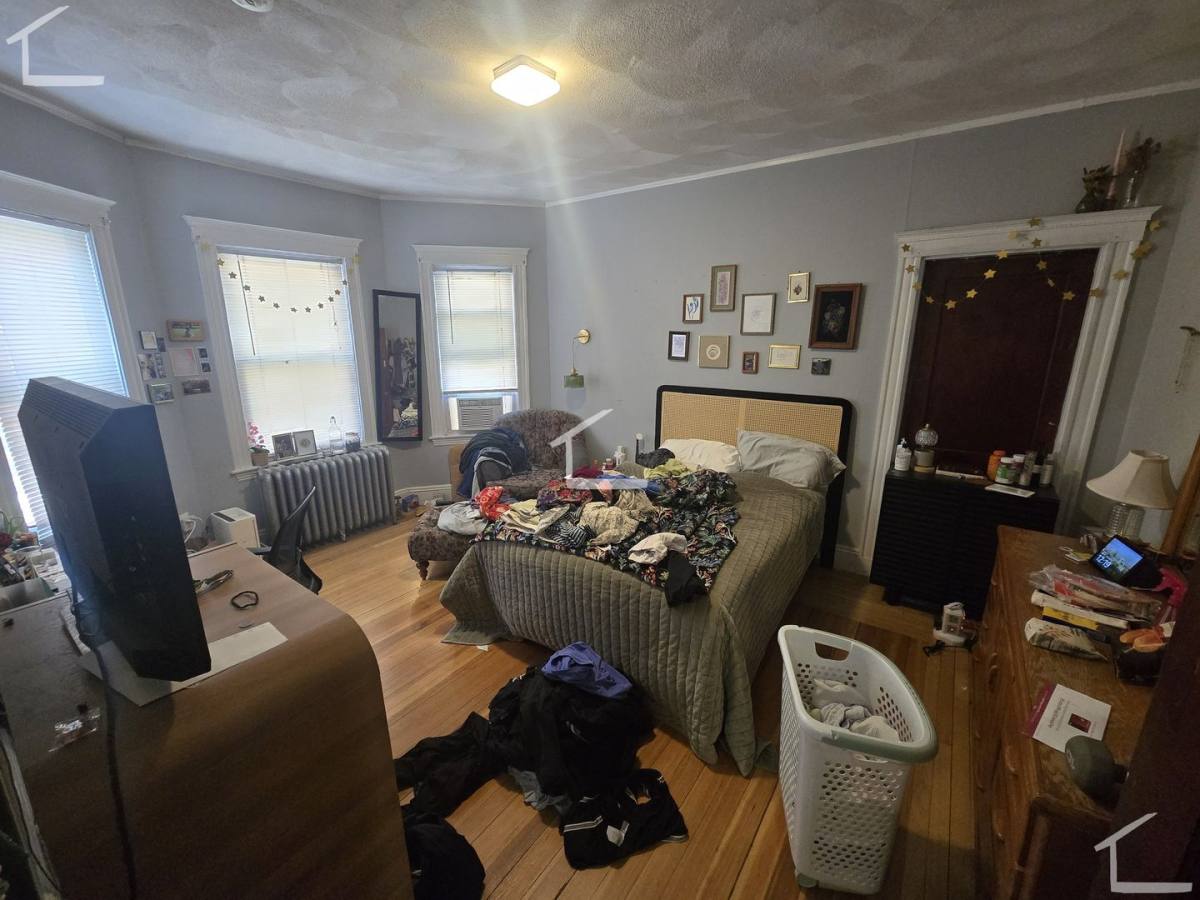 House for rent at 214 Kelton #1, Allston, MA 02134