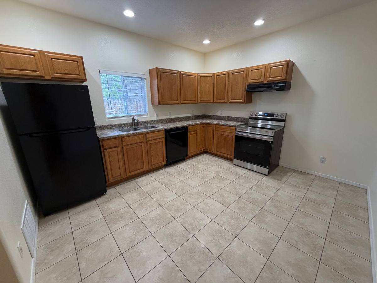 House for rent at 1911 Girard Blvd NE, Albuquerque, NM 87106