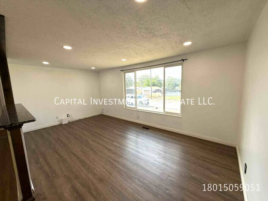 House for rent at 1102 E Sego Lily Dr, Sandy, UT 84094