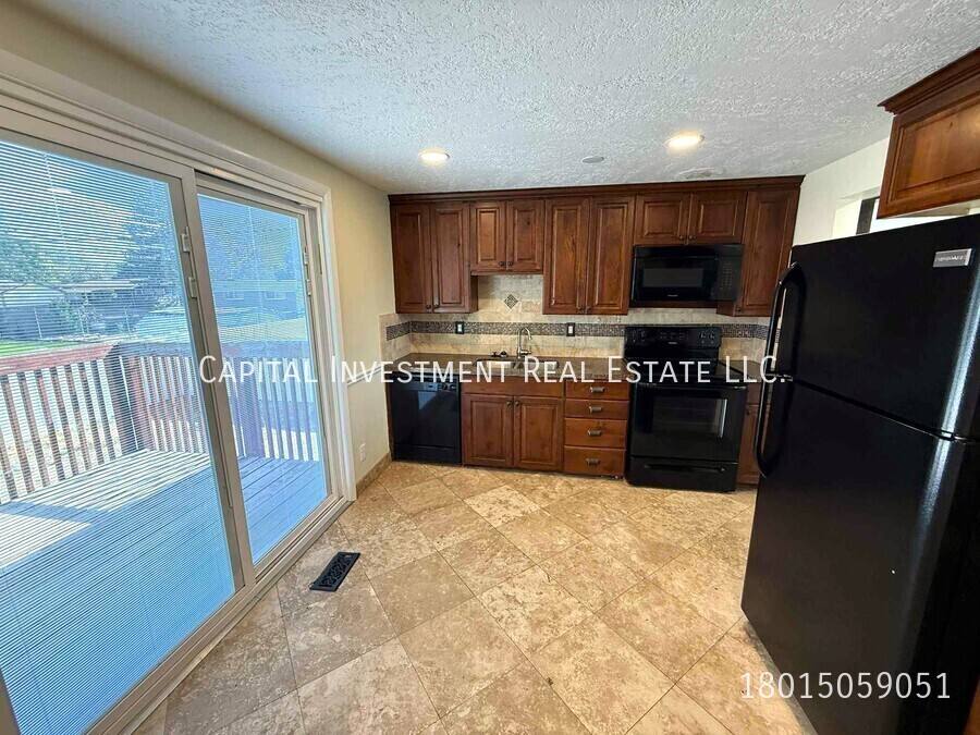 House for rent at 1102 E Sego Lily Dr, Sandy, UT 84094