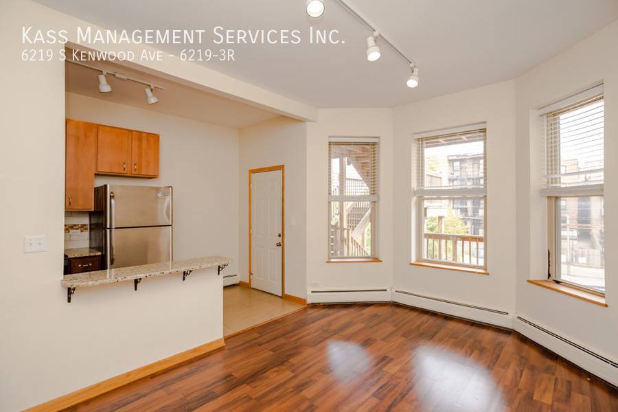 Apartment for rent at 6219 S Kenwood Ave #3R, Chicago, IL 60637
