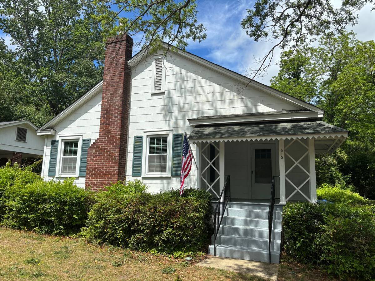 House for rent at 915 Brandon Ave, Columbia, SC 29209