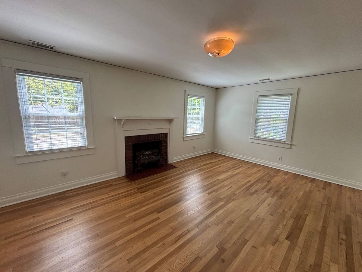 House for rent at 915 Brandon Ave, Columbia, SC 29209