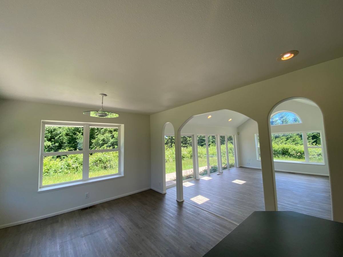 House for rent at 31934 Deberry Rd, Creswell, OR 97426