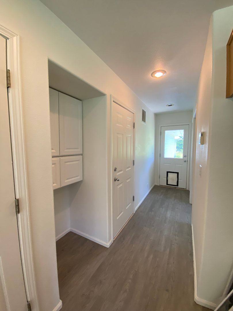 House for rent at 31934 Deberry Rd, Creswell, OR 97426