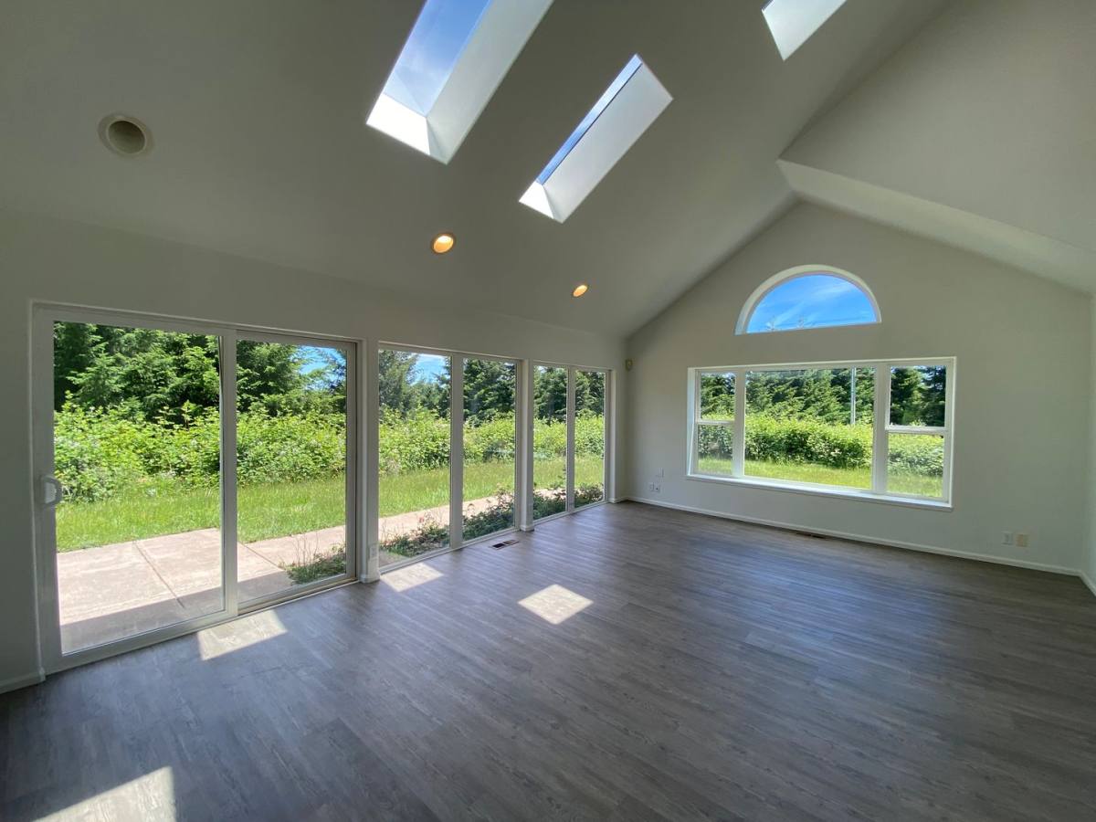House for rent at 31934 Deberry Rd, Creswell, OR 97426