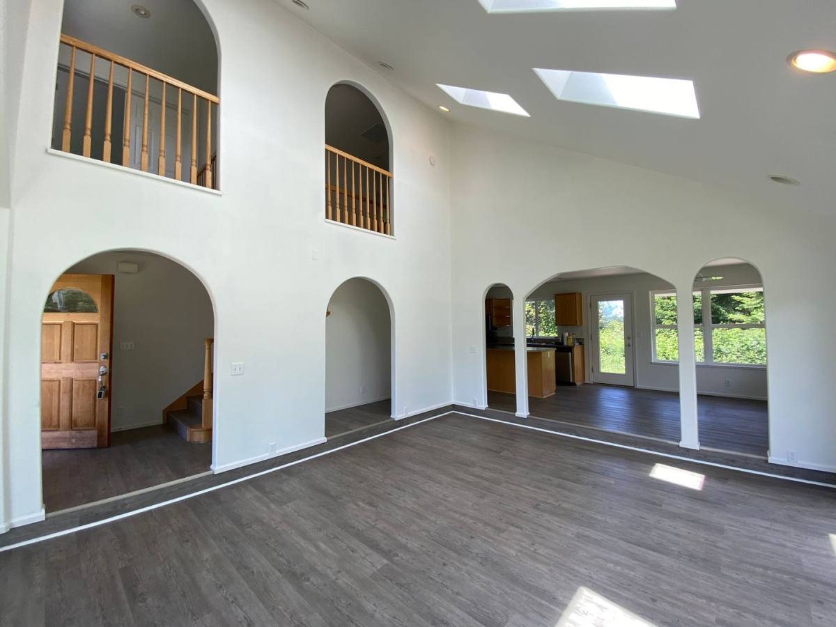 House for rent at 31934 Deberry Rd, Creswell, OR 97426