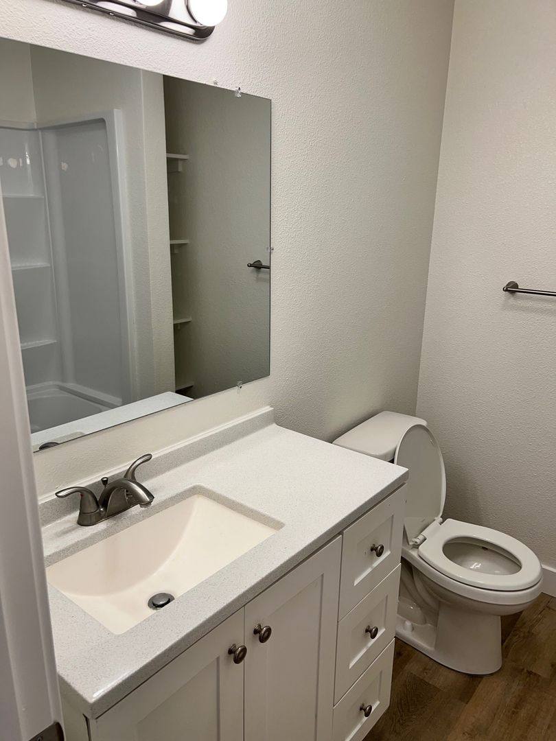 Apartment for rent at 4800 Terrace Ave, Oxnard, CA 93033