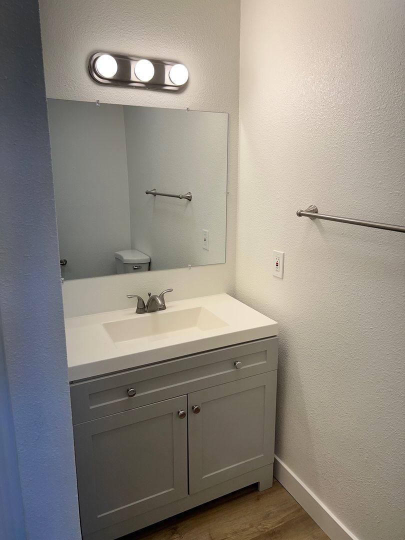 Apartment for rent at 4800 Terrace Ave, Oxnard, CA 93033