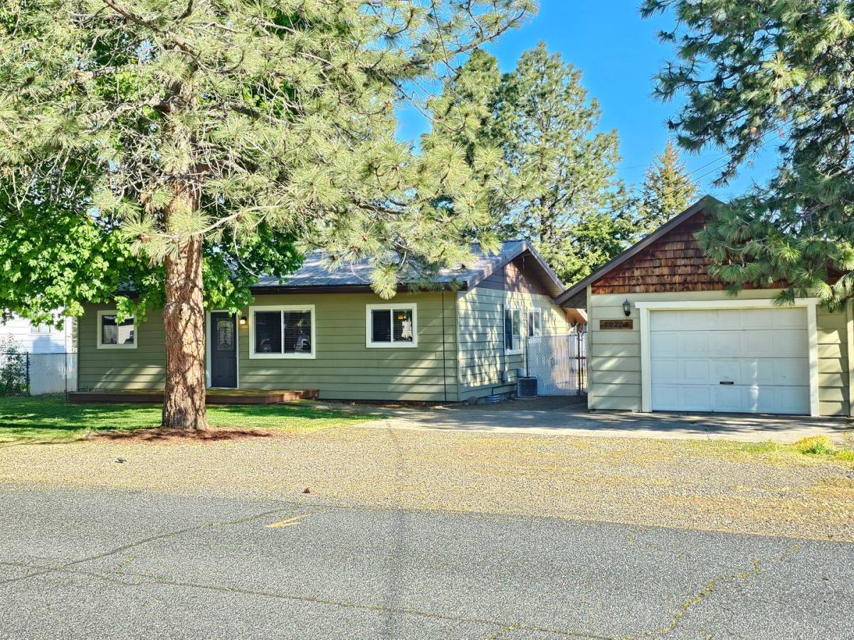 House for rent at 10202 White Birch Lane, La Grande, OR 97850