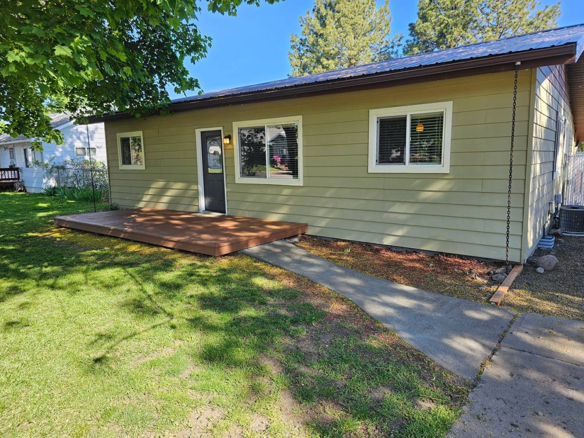 House for rent at 10202 White Birch Lane, La Grande, OR 97850