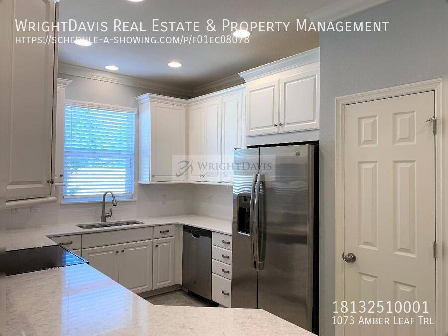 Townhouse for rent at 1073 Amber Leaf Trail, Wesley Chapel, FL 33544