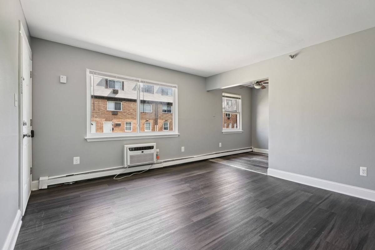 Apartment for rent at 227 Washington Ave, Blackwood, NJ 08012