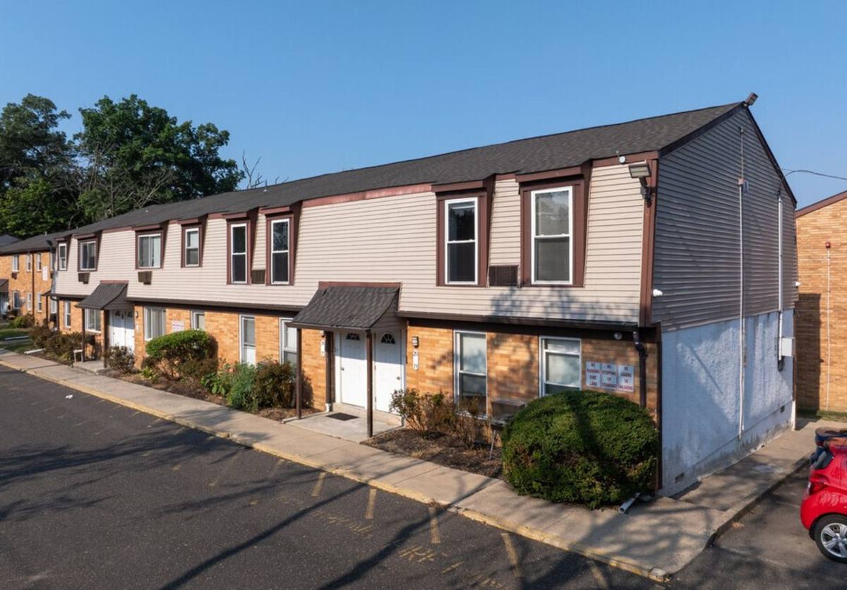 Apartment for rent at 227 Washington Ave, Blackwood, NJ 08012
