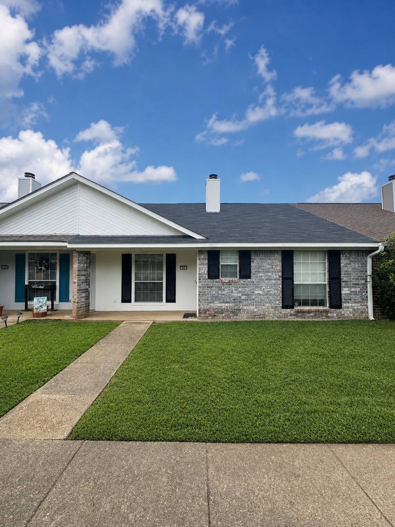 Townhouse for rent at 5005 Longstreet, Bossier City, LA 71112