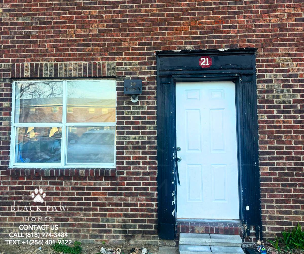 Townhouse for rent at 1905 Tyler Timmons Dr, Wood River, IL 62095