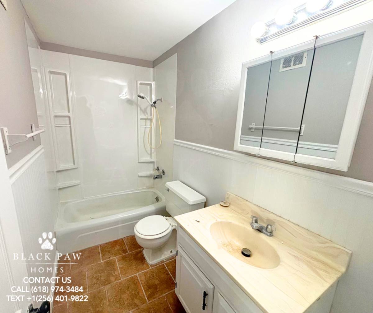 Townhouse for rent at 1905 Tyler Timmons Dr, Wood River, IL 62095