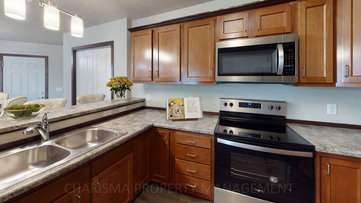 Apartment for rent at 290 Vernon Dr, Harrisburg, SD 57032