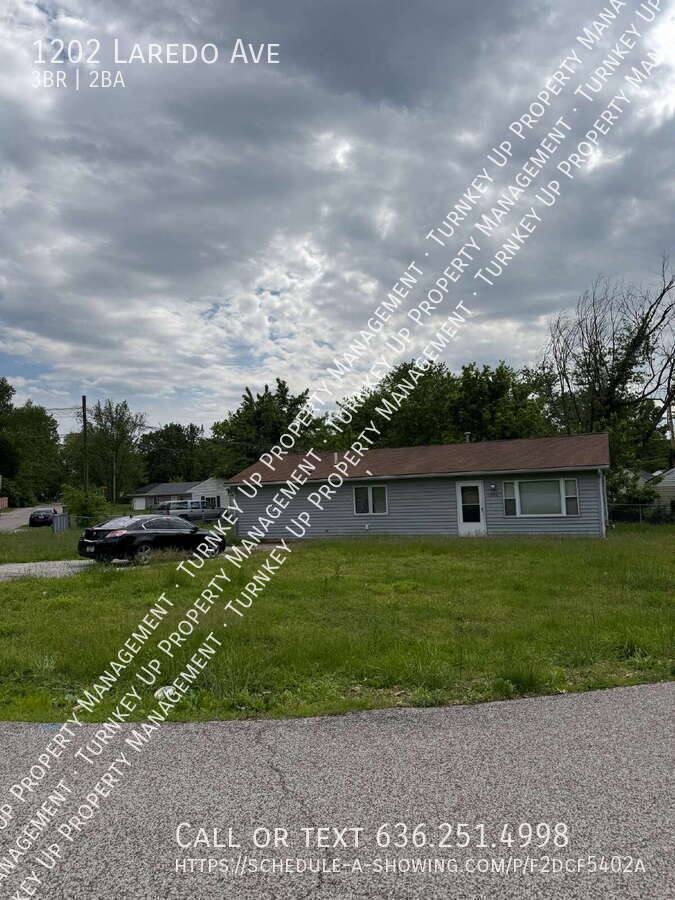 House for rent at 1202 Laredo Ave, Saint Louis, MO 63138