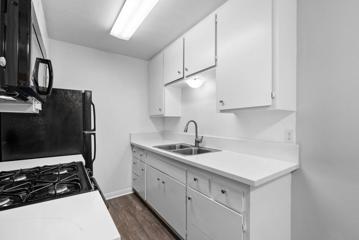 Apartment for rent at 10853 Firestone Blvd, Norwalk, CA 90650