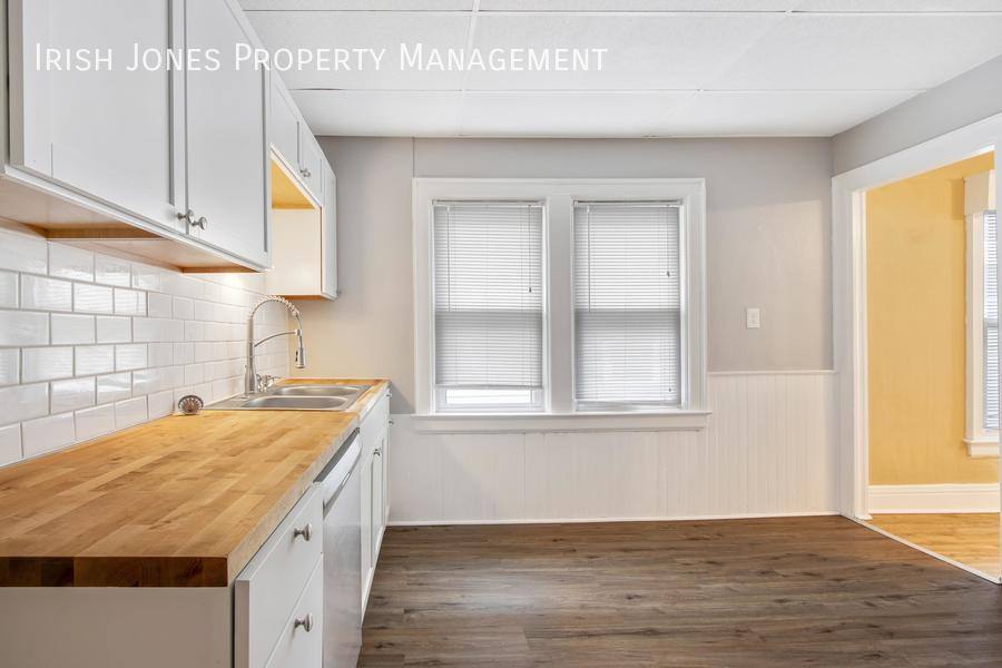 Apartment for rent at 700 Hopkins St #2, Buffalo, NY 14220
