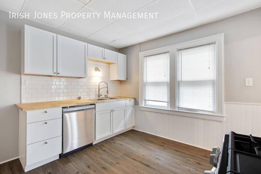 Apartment for rent at 700 Hopkins St #2, Buffalo, NY 14220