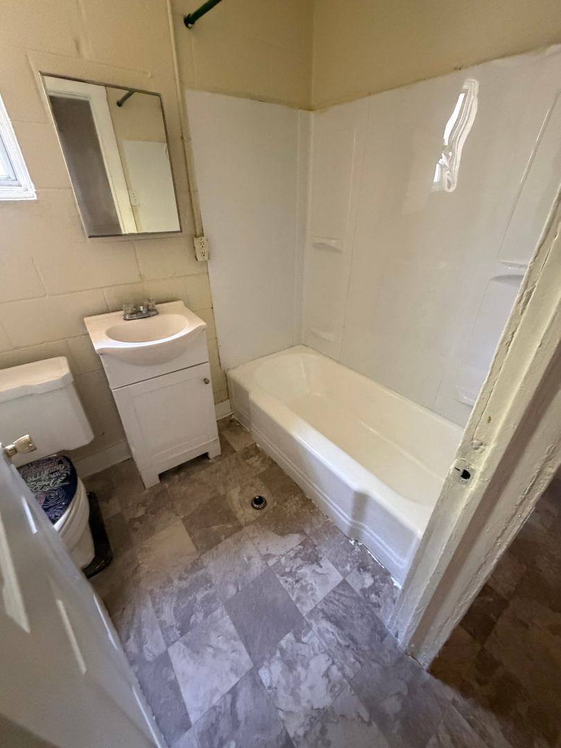 House for rent at 705 Harvey St, Kinston, NC 28501