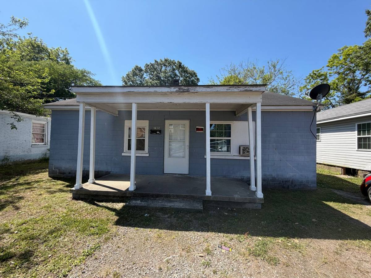 House for rent at 705 Harvey St, Kinston, NC 28501