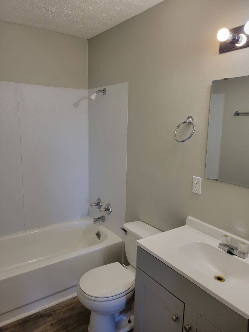 Apartment for rent at 117 Spring Circle Dr, Berea, KY 40403