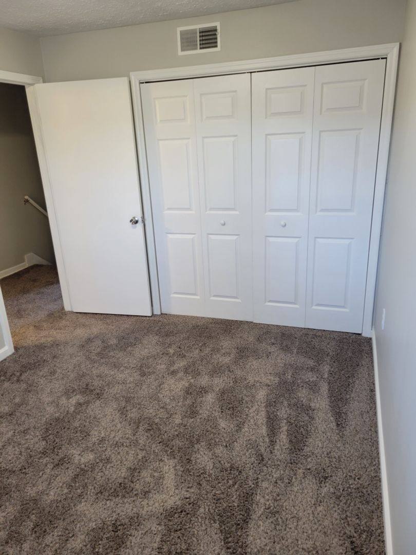 Apartment for rent at 117 Spring Circle Dr, Berea, KY 40403