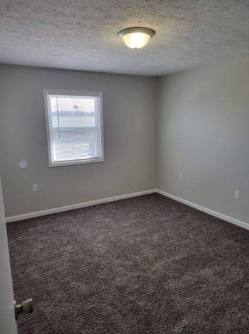 Apartment for rent at 117 Spring Circle Dr, Berea, KY 40403