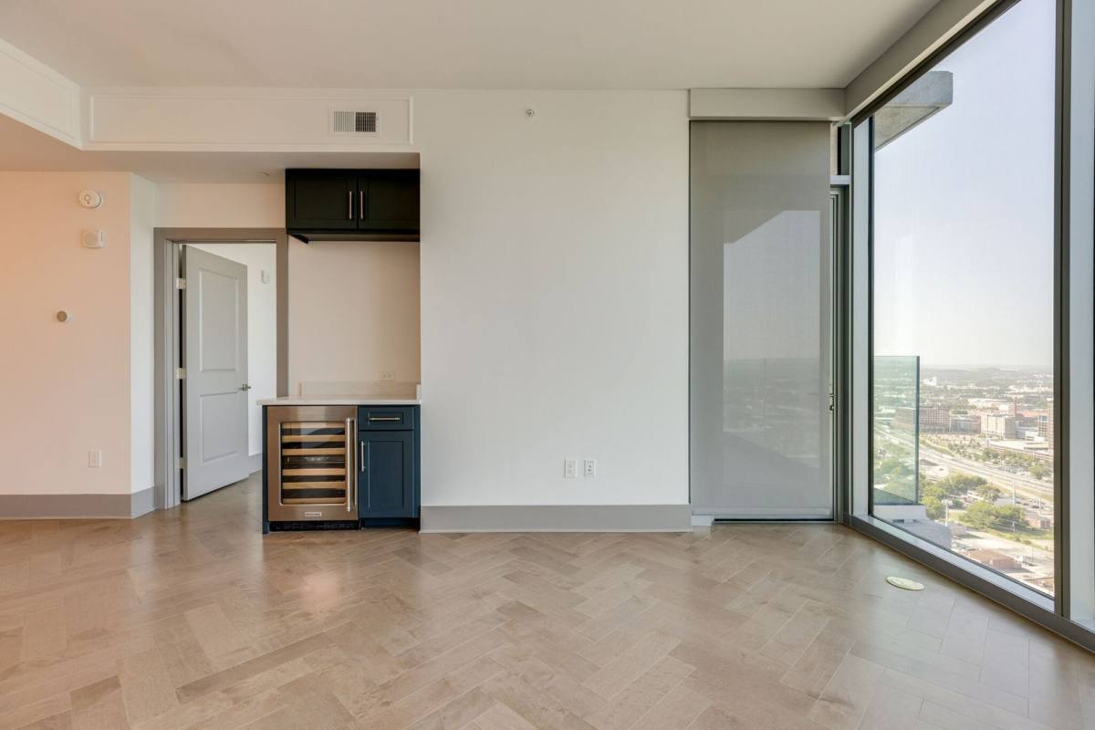Condo for rent at 1616 W End, Nashville, TN 37203