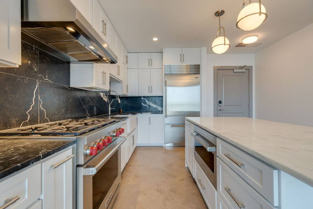 Condo for rent at 1616 W End, Nashville, TN 37203