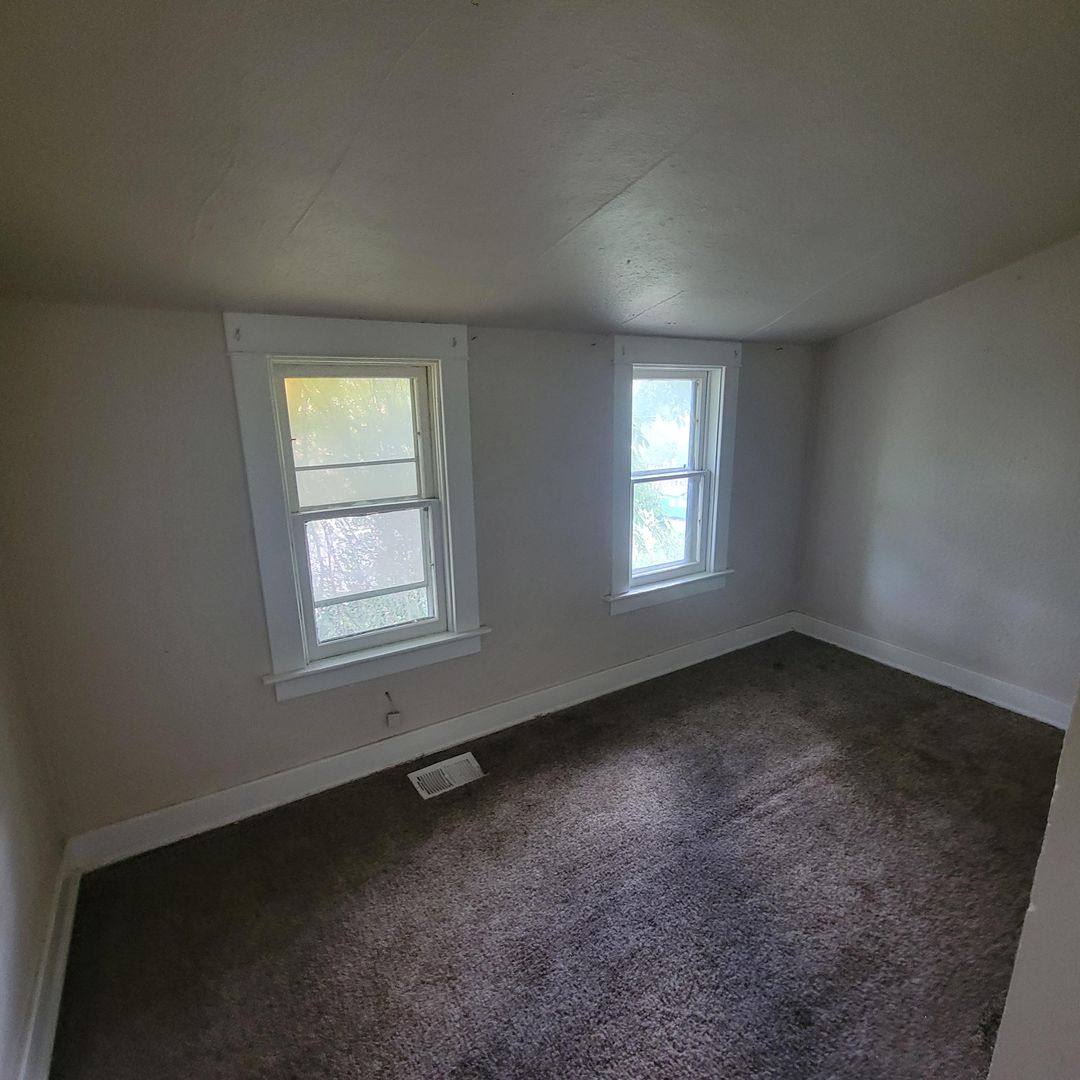 House for rent at 2112 N Astor, Spokane, WA 99207