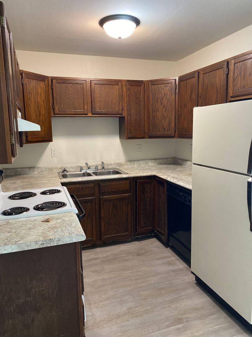 Apartment for rent at 3211 E Rosser, Bismarck, ND 58501