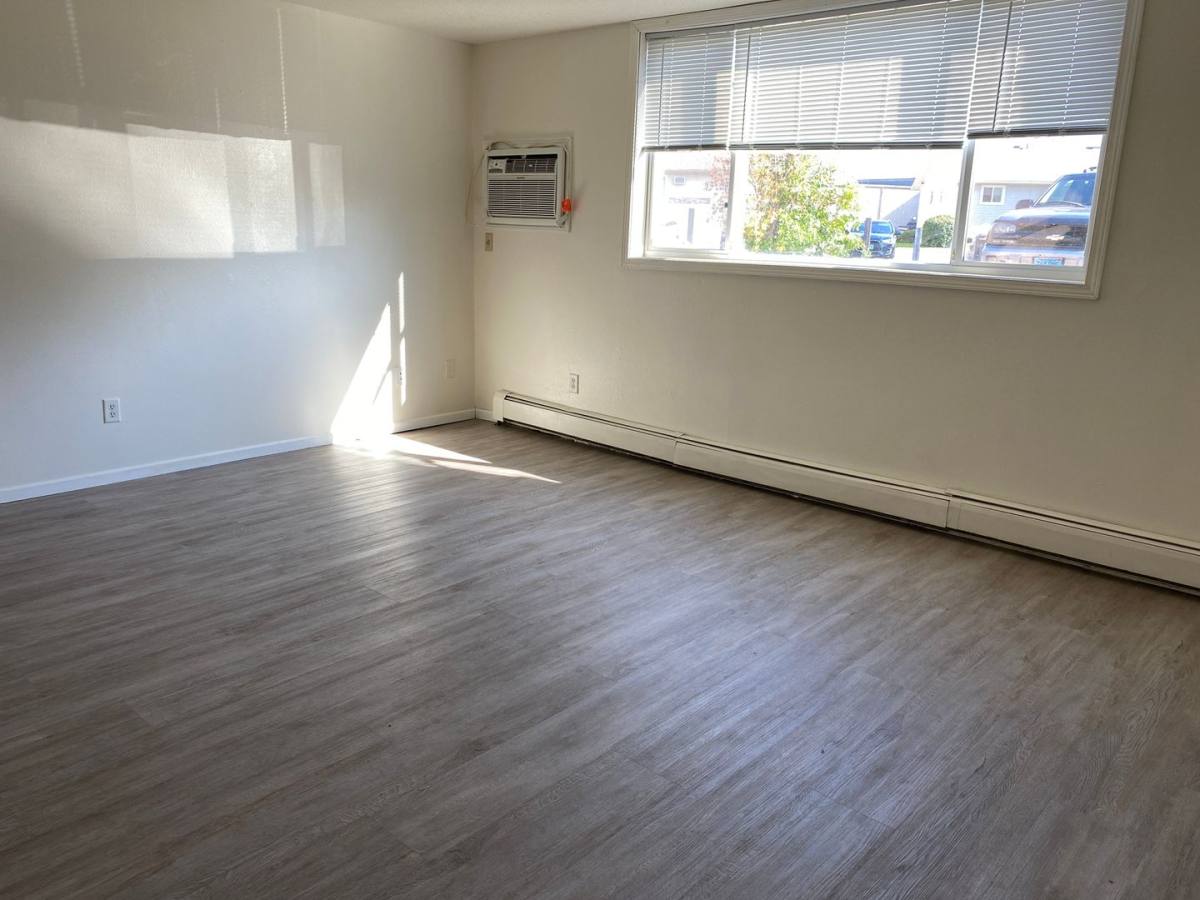 Apartment for rent at 3211 E Rosser, Bismarck, ND 58501