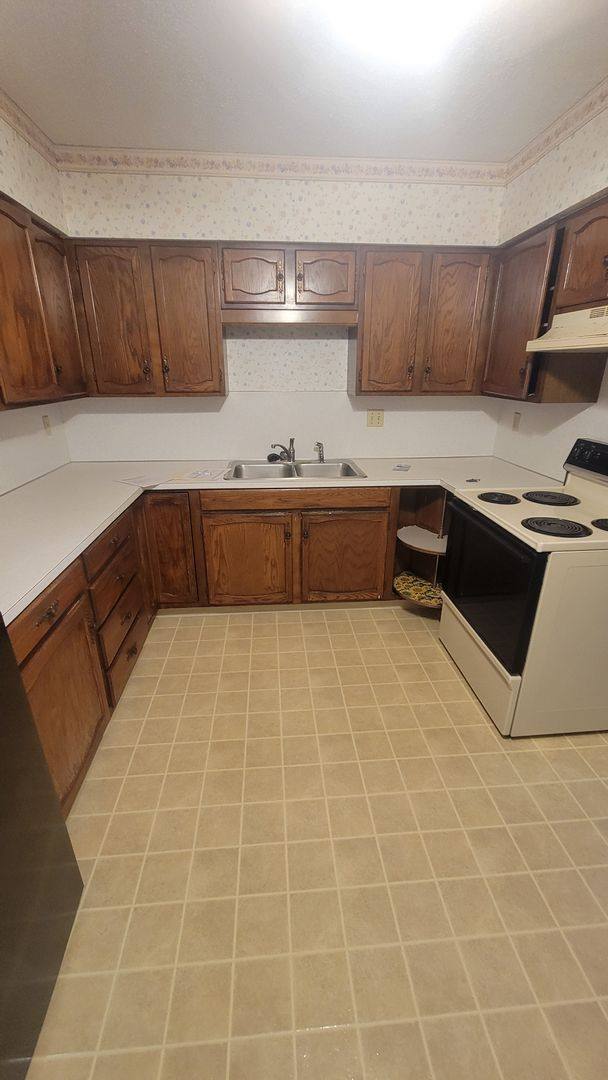 Apartment for rent at 1603 9th Ave NW, Mandan, ND 58554