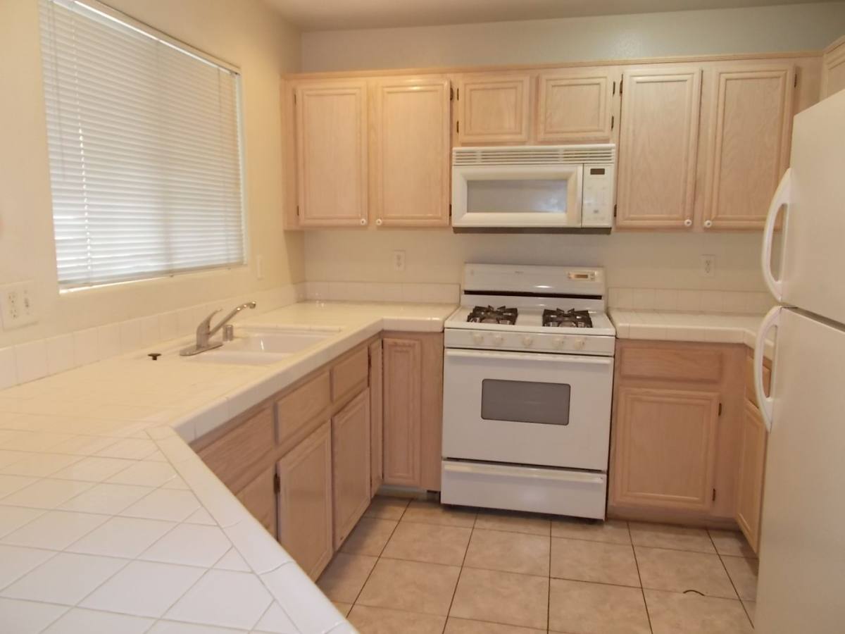Condo for rent at 1825 Cutlass Dr, Henderson, NV 89014