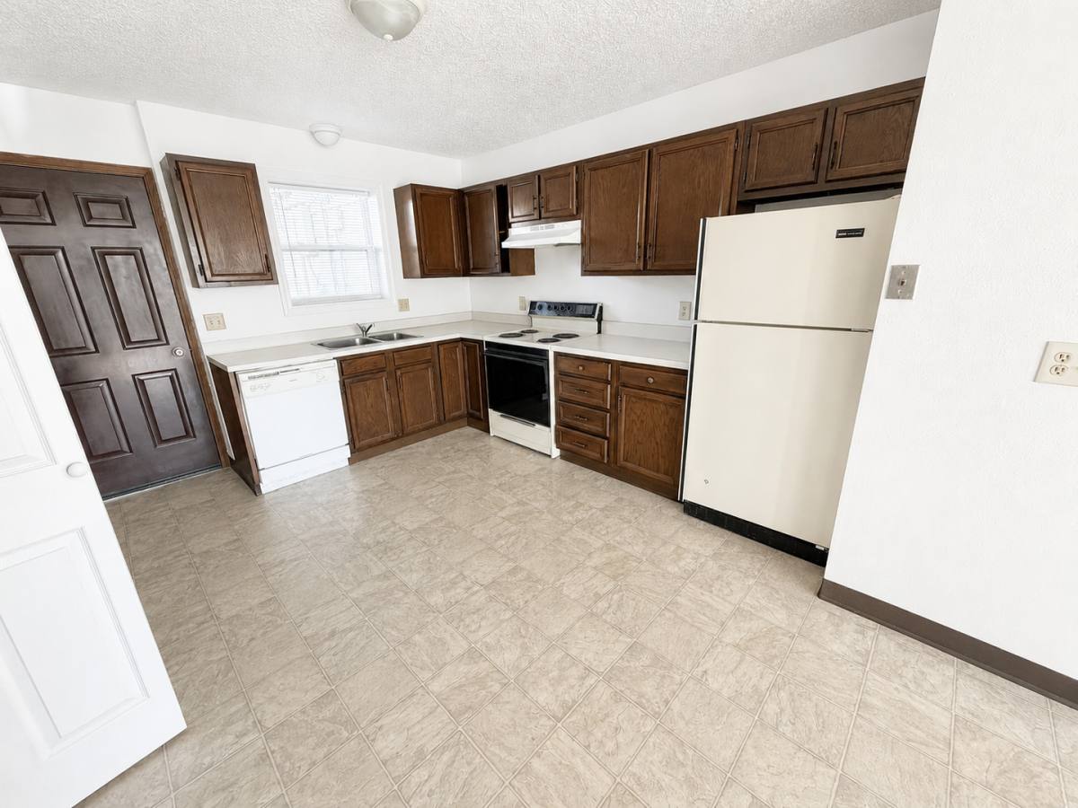 Apartment for rent at 1651 Kelby Dr, Billings, MT 59105