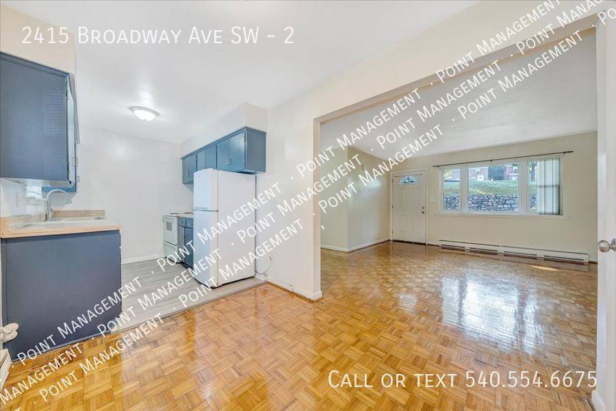 Apartment for rent at 2415 Broadway Ave SW #2, Roanoke, VA 24014