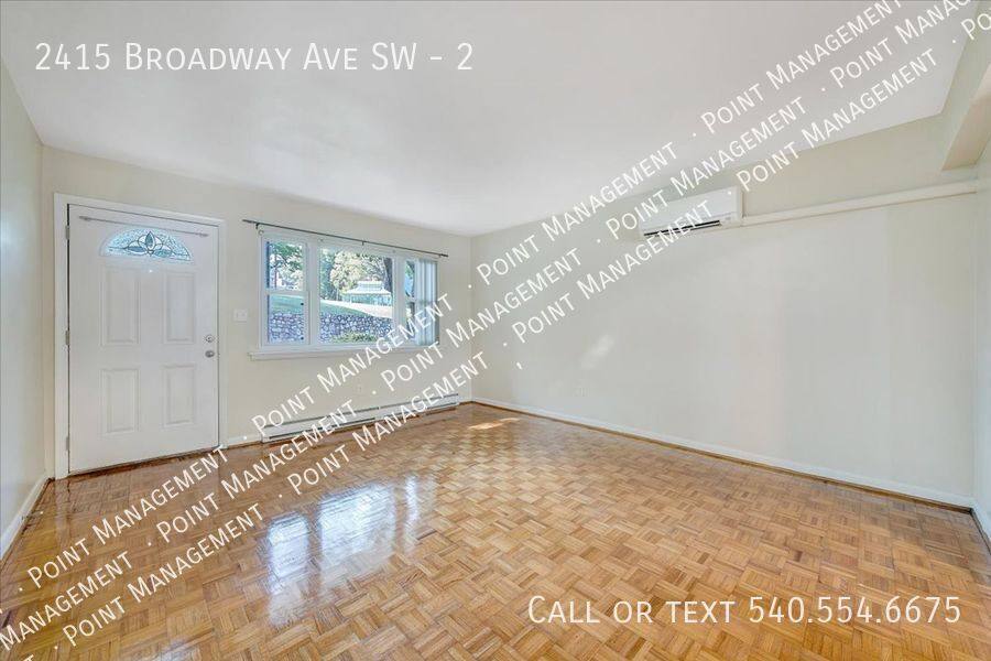 Apartment for rent at 2415 Broadway Ave SW #2, Roanoke, VA 24014