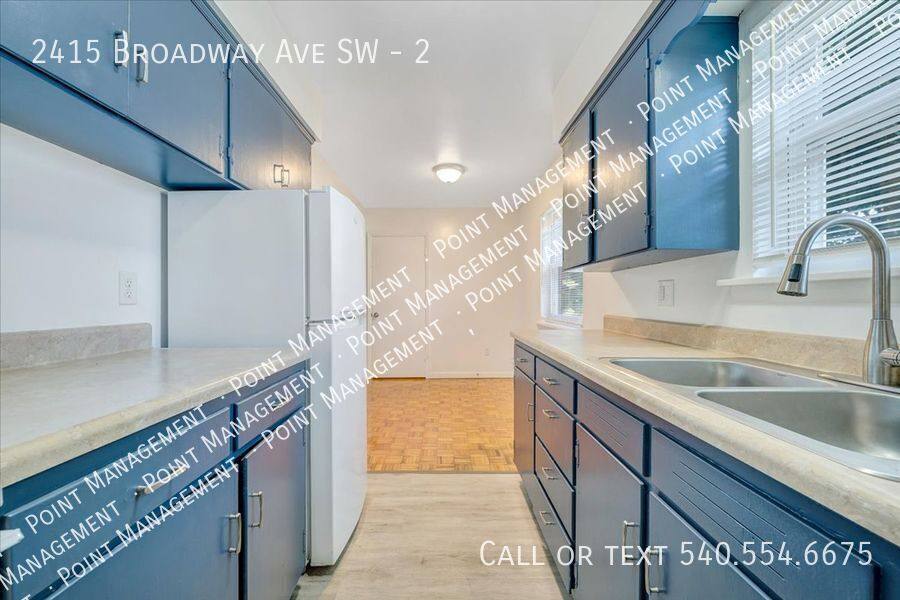 Apartment for rent at 2415 Broadway Ave SW #2, Roanoke, VA 24014