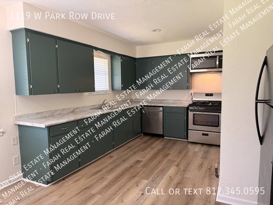 House for rent at 1119 W Park Row Dr, Arlington, TX 76013