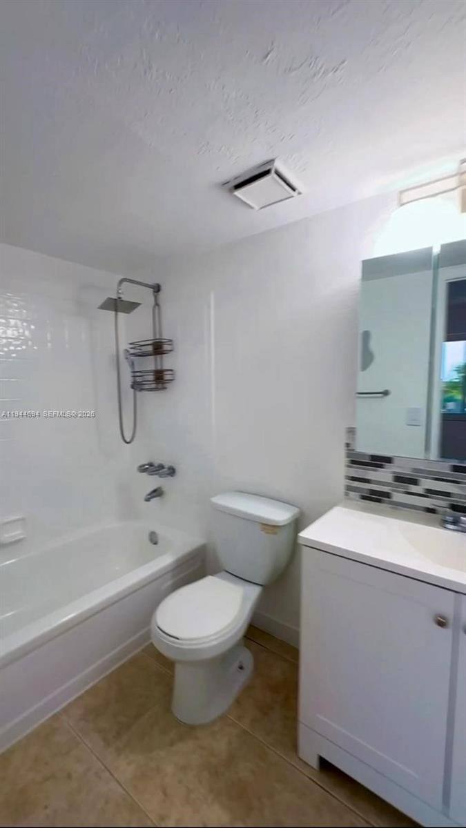 Apartment for rent at 984 W 40th St #984-2, Hialeah, FL 33012