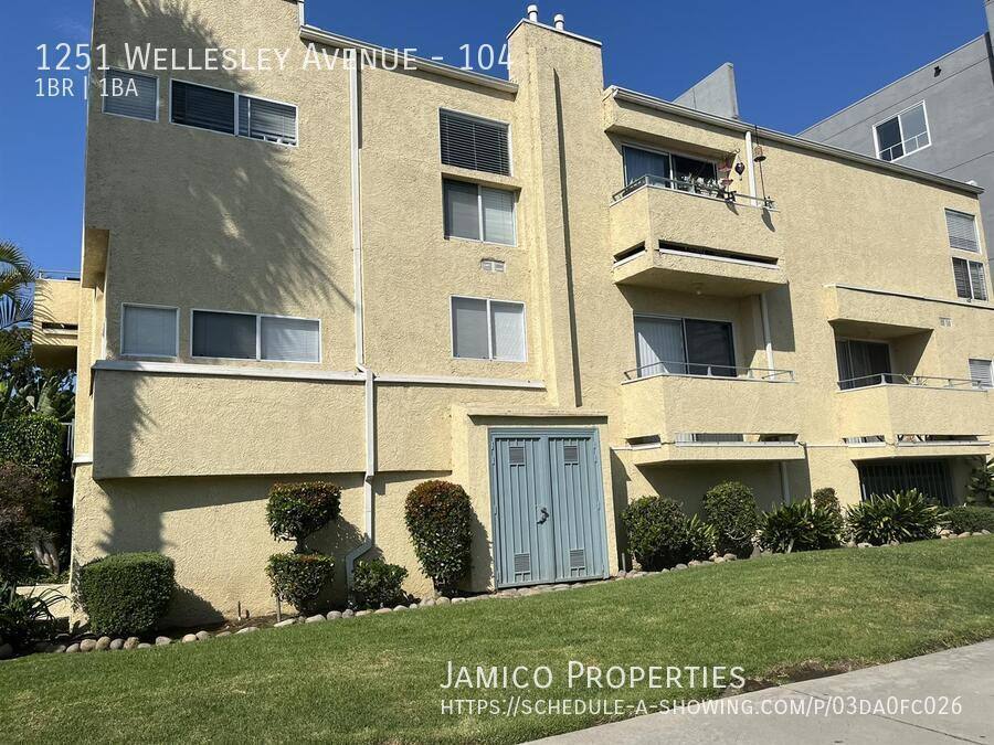 Apartment for rent at 1251 Wellesley Ave #104, Los Angeles, CA 90025