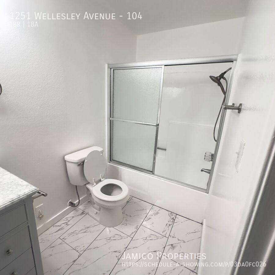 Apartment for rent at 1251 Wellesley Ave #104, Los Angeles, CA 90025