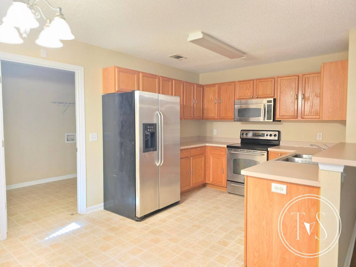 House for rent at 139 Wax Myrtle Court, Savannah, GA 31419