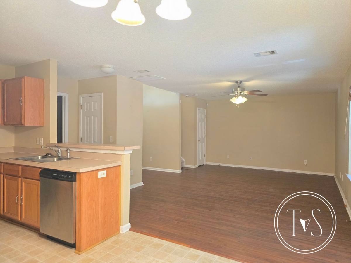 House for rent at 139 Wax Myrtle Court, Savannah, GA 31419
